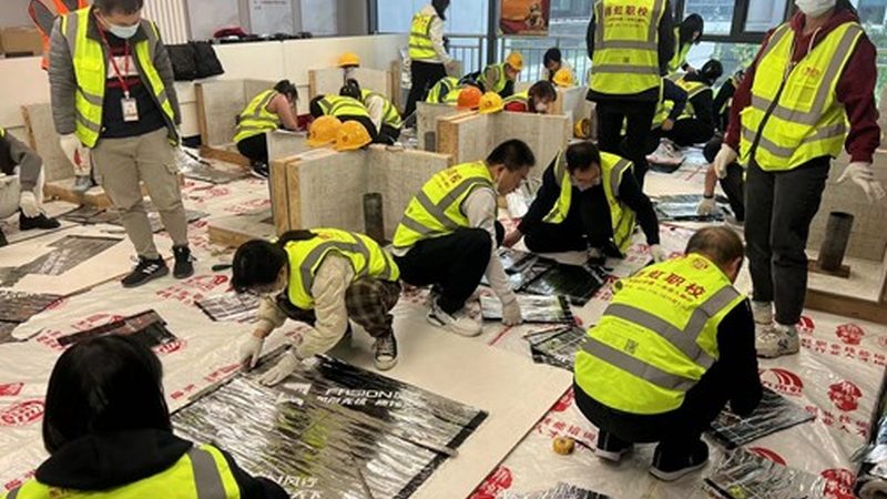 以下是一些在市场上口碑较好的管理培训PPT模板品牌：